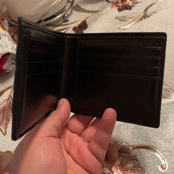 Xybags Engraved Wallet Card Insert, Stainless Steel  A new wallet for men. I never use it. I was a gift